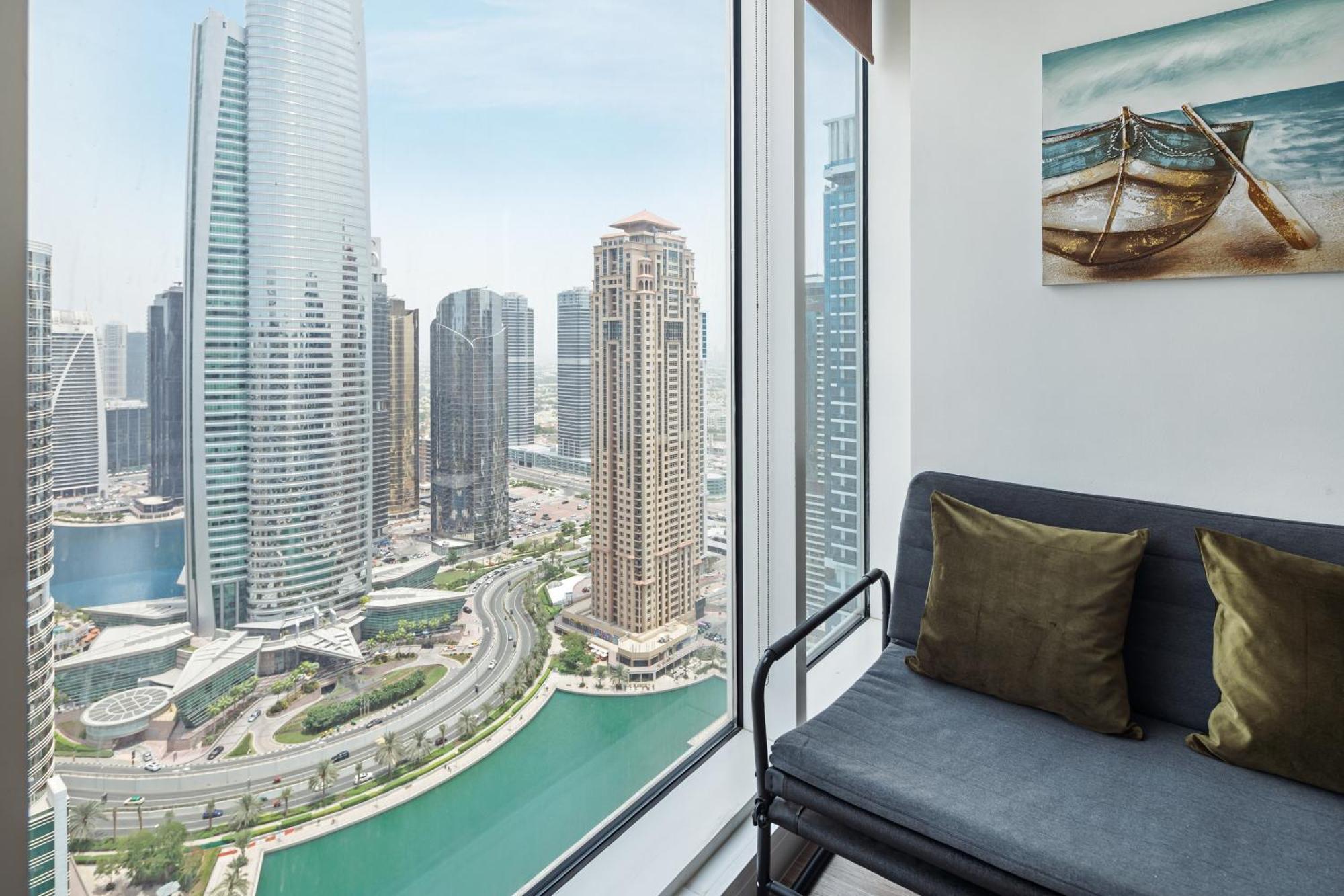 La Buena Vida: Panoramic Lake View Condo Near Dubai JLT Metro Exterior photo